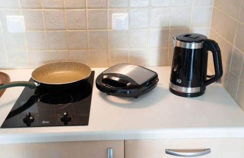 Delfoi Apartment | Delphian Colors - Orange Edition