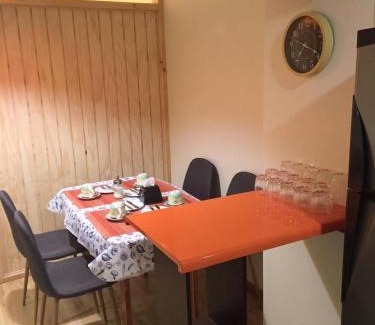 Tome Apartment | Departamento completo 41 mts2 -2 habs y 1 futón - Centro Tomé - 5 personas - Edificio Don Francisco max