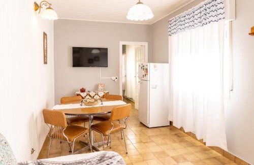 Santa Rosa Apartment | Departamento Moreno