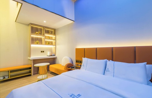 Middle Chaoyang Hotel | DequanHotelJintaiRoadSubwayStationBranch