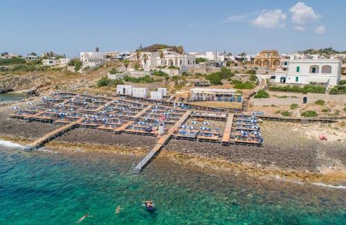 Santa Maria di Leuca Villa | Dimora Rizzo con tappeti di pietra