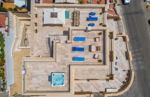 Santa Maria di Leuca Villa | Dimora Rizzo con tappeti di pietra