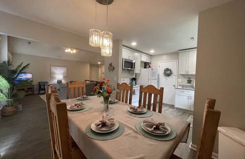 North Charleston House | Discounted Charleston 2 King Suites Hot Tub Games2