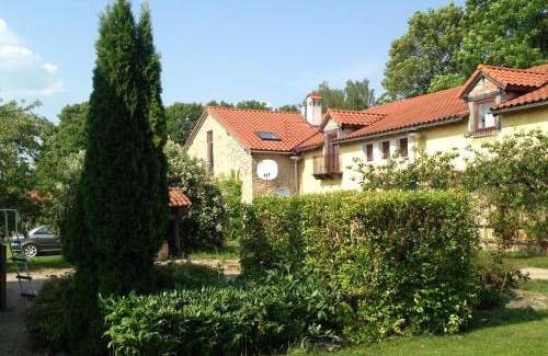 Koknese Hotel | Divas Upes