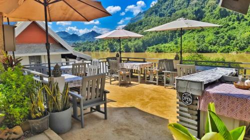 Nong Khiaw House | Dokchampa River View Villa