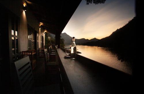 Nong Khiaw House | Dokchampa River View Villa