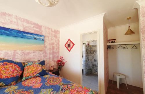 Wannanup Apartment | Dolphin Beach House - Wannanup, Mandurah between the estuary and the ocean