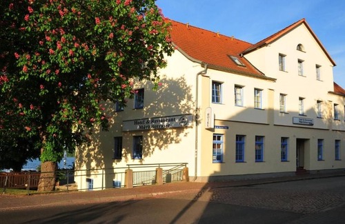 Muritz House | Doppelzimmer Standard Seeseite - Hotel Müritzterrasse Objekt-id 154221