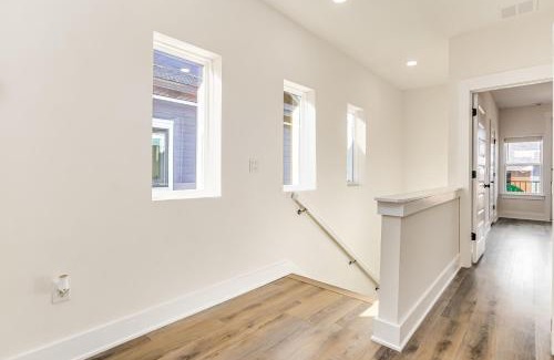 Downtown Apartment | Downtown Sea Escape