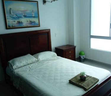 Tonsupa Apartment | Dpto Moderno Frente al Mar. Edf: Deymar 7mo Piso