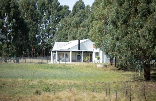 Kwa Sani House | Dragons Landing Guest Farm