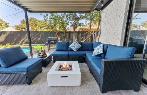 Carrollton House | Dream GetAway/Pool/HotTub/Games/Pet Friendly