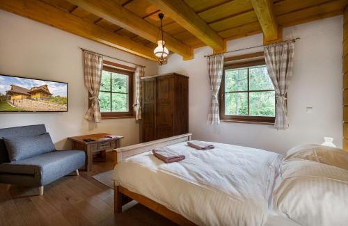 Horna Lehota Ski Chalet | Drevenica Tale - Pool Table - Jacuzzi - Sauna - Small teambuilding - Hotel Partizán 5 min