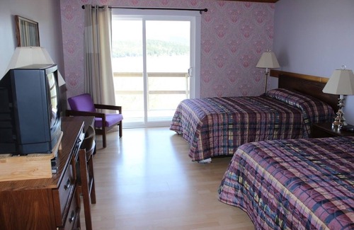 Margaree Harbour Hotel | Duck Cove Inn