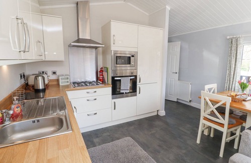 South Lakeland Leisure Village Cottage | Duckling Lodge
