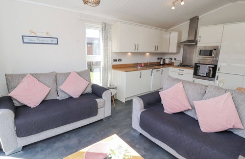 South Lakeland Leisure Village Cottage | Duckling Lodge