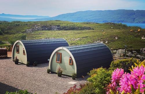 Duirinish Ski Chalet | Duirinish Pods with Private Hot Tubs and Duirinish Bothy with No Hot Tub