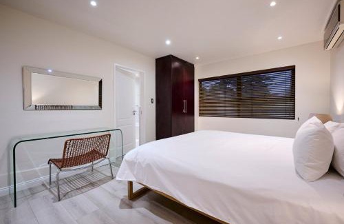 Greater Johannesburg Metropolitan Area Apartment | Dynasty Forest Sandown Serviced Apartments & Self Catering Hotel