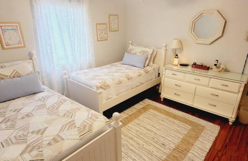 Demere Park House | E10 comfortable and neat 2 bedroom 2 bath