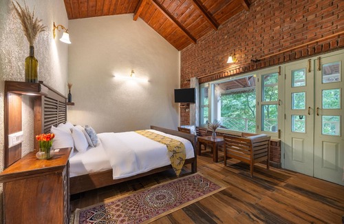 Bhimtal Resort | Echor Malusara Lakeview Retreat Bhimtal