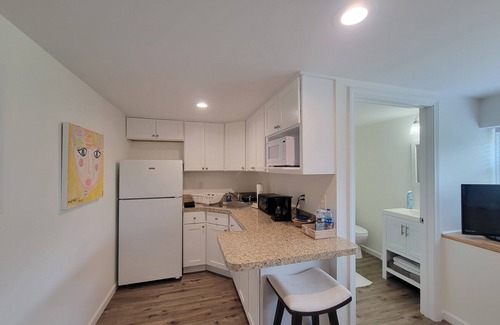 Waterford Apartment | Efficiency on Jordan's Cove.