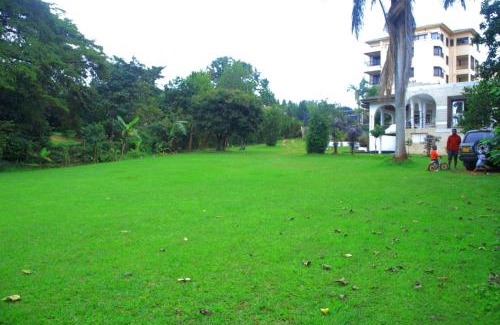 Entebbe Hotel | Egg Botanical View