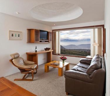 Calacali House | El Crater