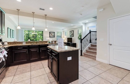 Four Corners House | Elegant and Spacious 4BD Home Near Disney and Minutes From Florida's top Golf Courses! #8197