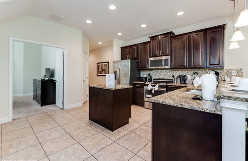 Four Corners House | Elegant and Spacious 4BD Home Near Disney and Minutes From Florida's top Golf Courses! #8197