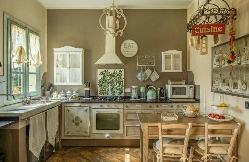 Diano San Pietro House | Elegant Villa With Pool Near Diano Marina