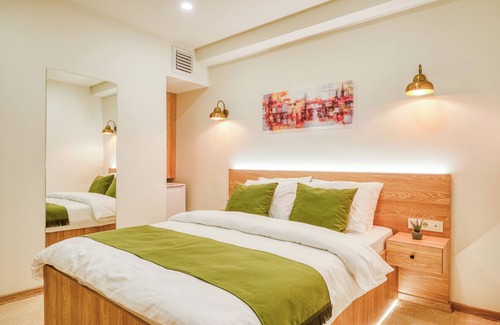 Moda Hotel | Elephant In The Room Hotel