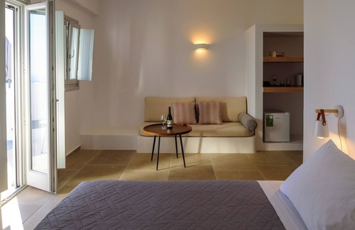 Pyrgos Hotel | Elia Pyrgos Suites