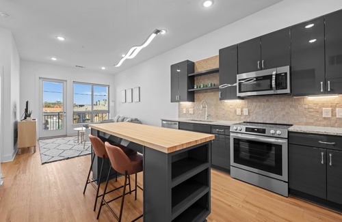 Charlotte Apartment | Ello House