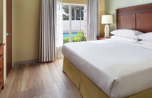 Miramar Beach Hotel | Embassy Suites by Hilton Destin Miramar Beach