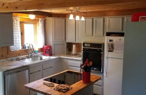 Bemidji House | Enjoy Lake Bemidji - steps from the door!