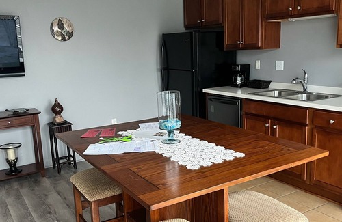 Sandusky Condo | Entire spacious condo on the Water