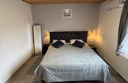 Rakovica Bed & Breakfast | Estate Pavlić