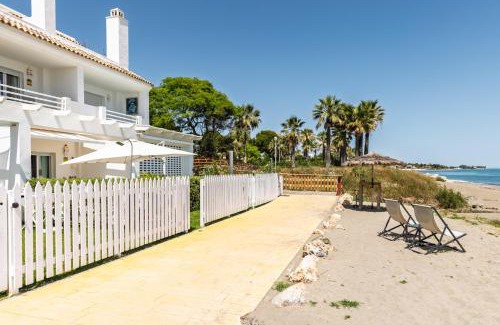 New Golden Mile House | Estepona garden house beach frontline