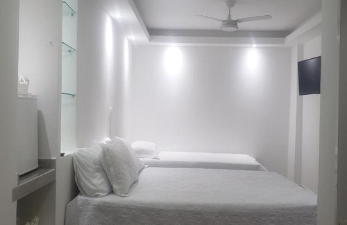 Taio House | EXCELENTE CASA COM GARAGEM E 3 QUARTOS sendo 1 SUÍTE NA PRAIA DOS ANJOS A 5 min A PÉ DO PIER DOS BARCOS