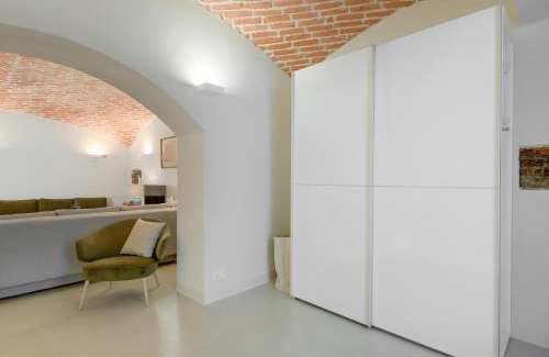 Neuschwabing Apartment | Exklusiv: Historisches Apartment mit Deckengewölbe