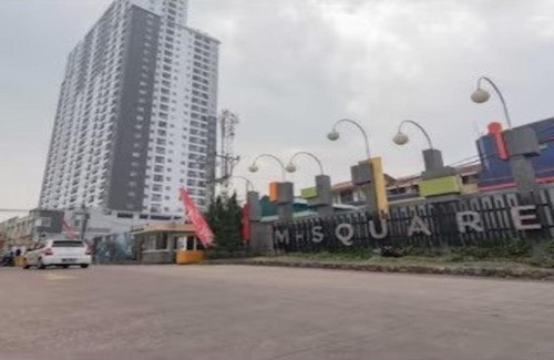 Cibaduyut Hotel | EXPRESS O 91863 Mekarwangi M-square Apartment By Santosa Property