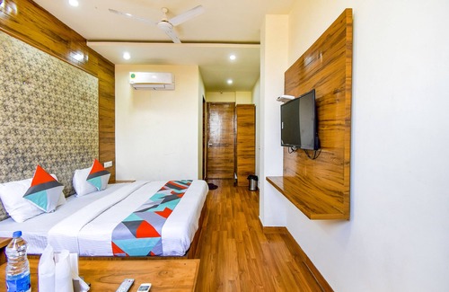 Zirakpur Hotel | Fabexpress Black Diamond