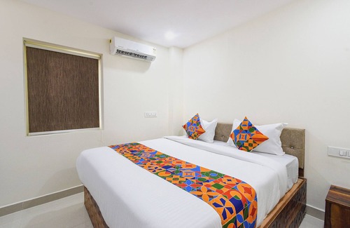Gachibowli Hotel | Fabhotel Dlf Inn