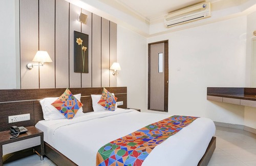 Swargate Hotel | Fabhotel Gandharva Residency