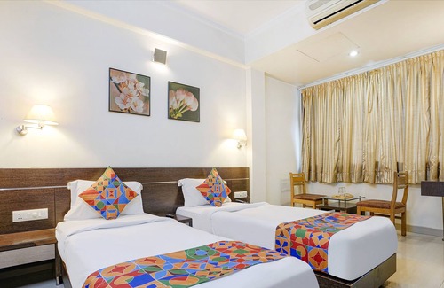Swargate Hotel | Fabhotel Gandharva Residency