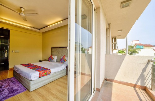 DLF Phase 3 Hotel | Fabhotel Rivlet