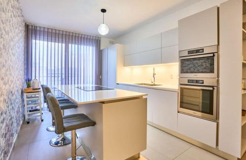 San Gwann Apartment | Fairways Modern Apartment - Perfect for families