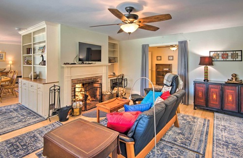 Hillsboro House | Family Abode: Steps to Lake w/ Private Dock!