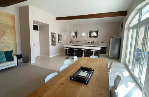 Cruzy House | Family Home With Pool In Cruzy