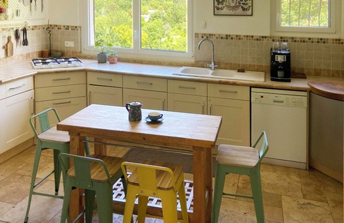 Claviers House | Family home with unique view, swimming pool, river and house net